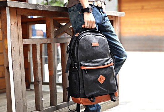 gift-for-travelers-travel bagpack