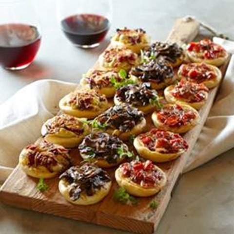 Mini Pizzas-Kids-Up-To-12-Years-food-ideas