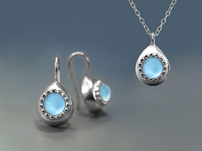 Handmade jewelry set - Gift Ideas For Parents
